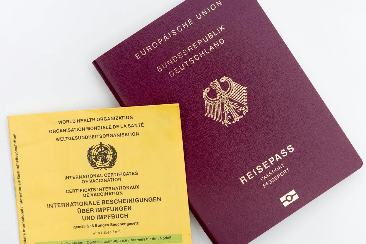 Vacinas para viagem: o que verificar antes de embarcar